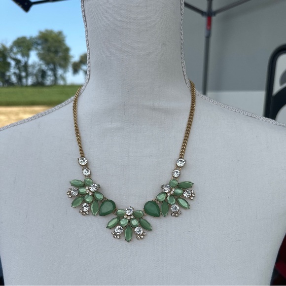 J Crew Factory Gold Tone and Green Statement Bib Necklace - Picture 9 of 16